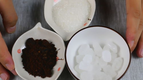 紅糖白糖冰糖的制作方法及其成分,看過才知道如何配制營(yíng)養(yǎng)